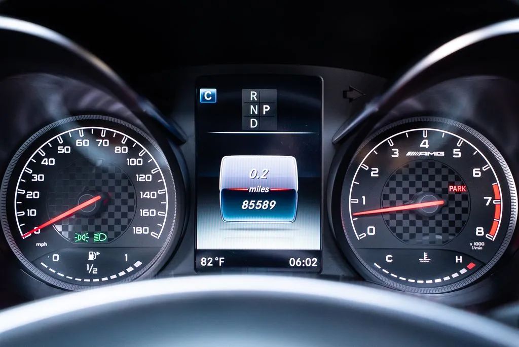 Mercedes-Benz GLC photo 26