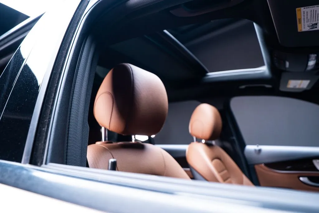 Mercedes-Benz GLC photo 33