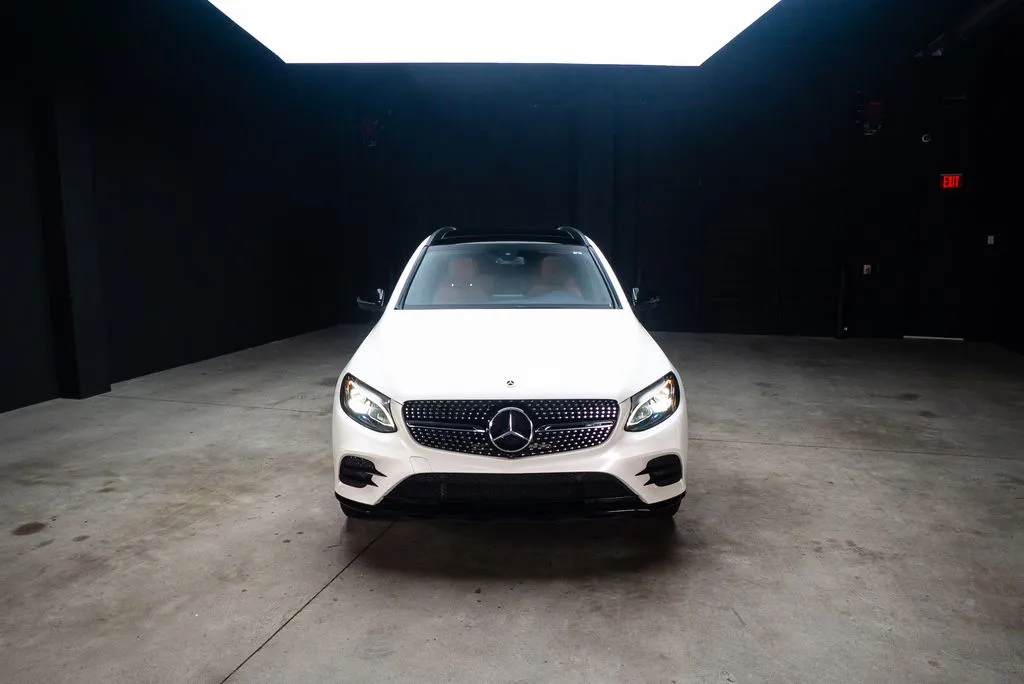 Mercedes-Benz GLC photo 3