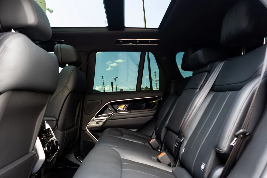 Land Rover Range Rover photo 48
