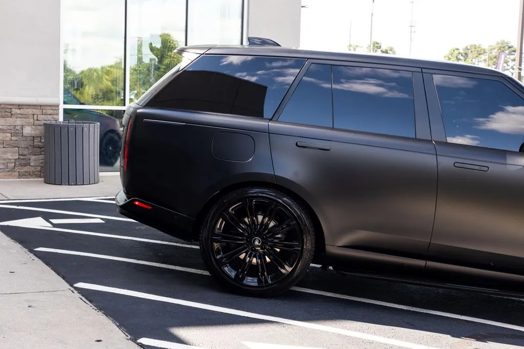 Land Rover Range Rover photo 10