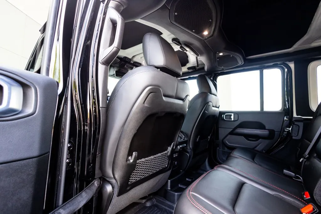 Jeep Wrangler photo 44