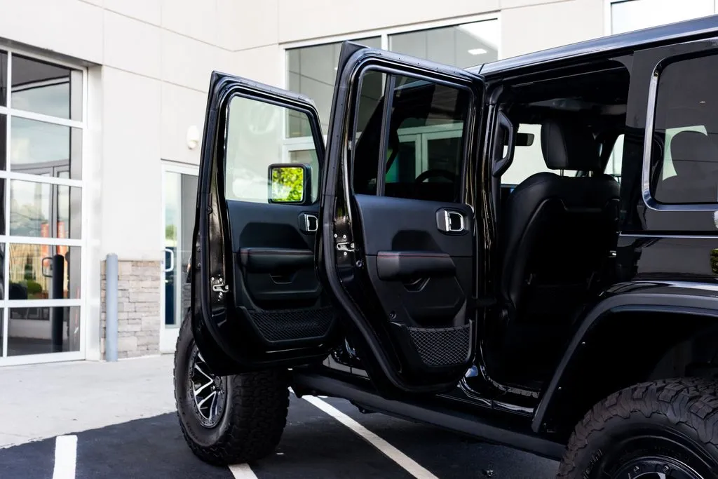 Jeep Wrangler photo 14