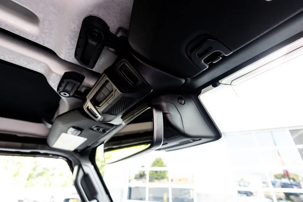 Jeep Wrangler photo 39