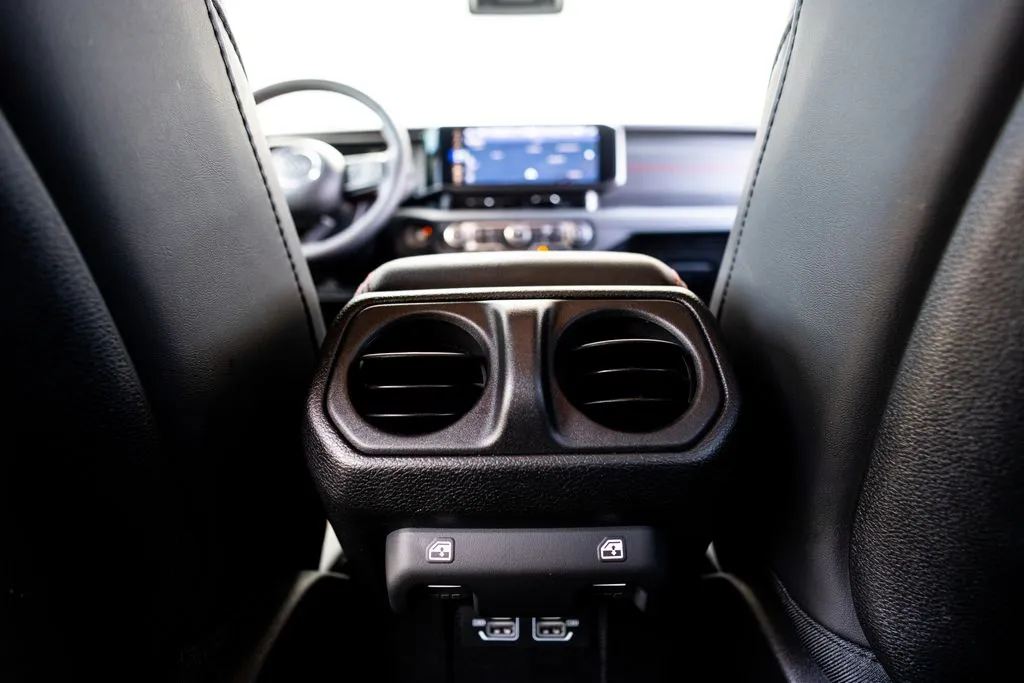 Jeep Wrangler photo 45
