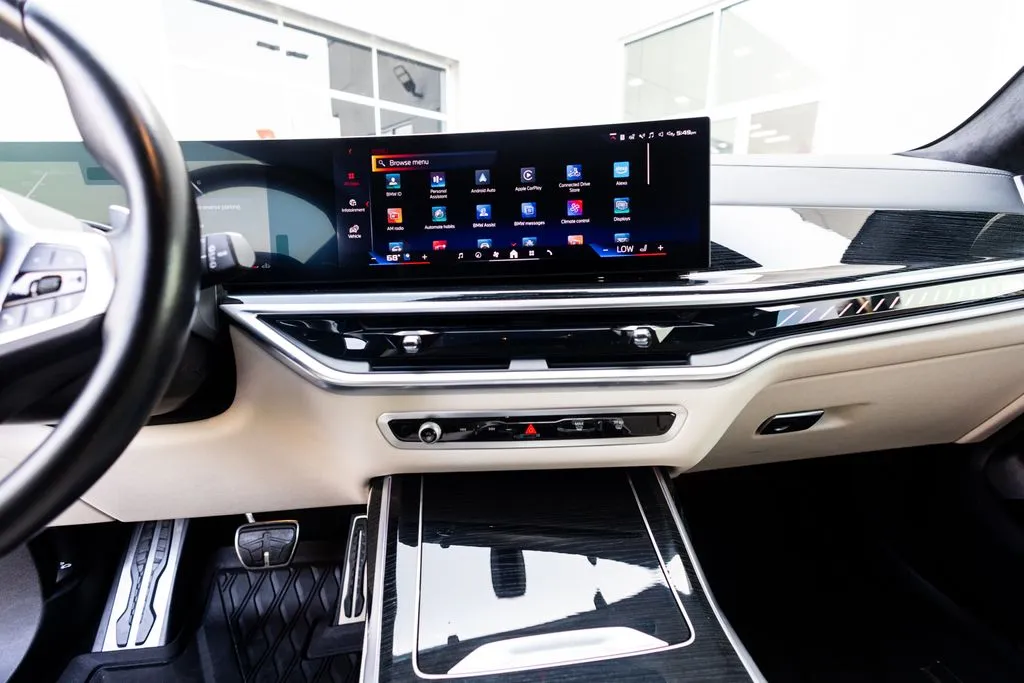 BMW X7 photo 28