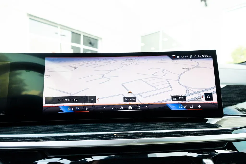 BMW X7 photo 31
