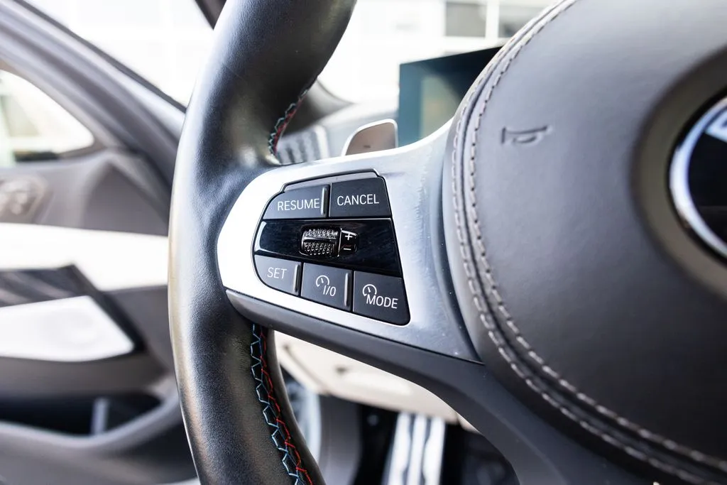 BMW X7 photo 24