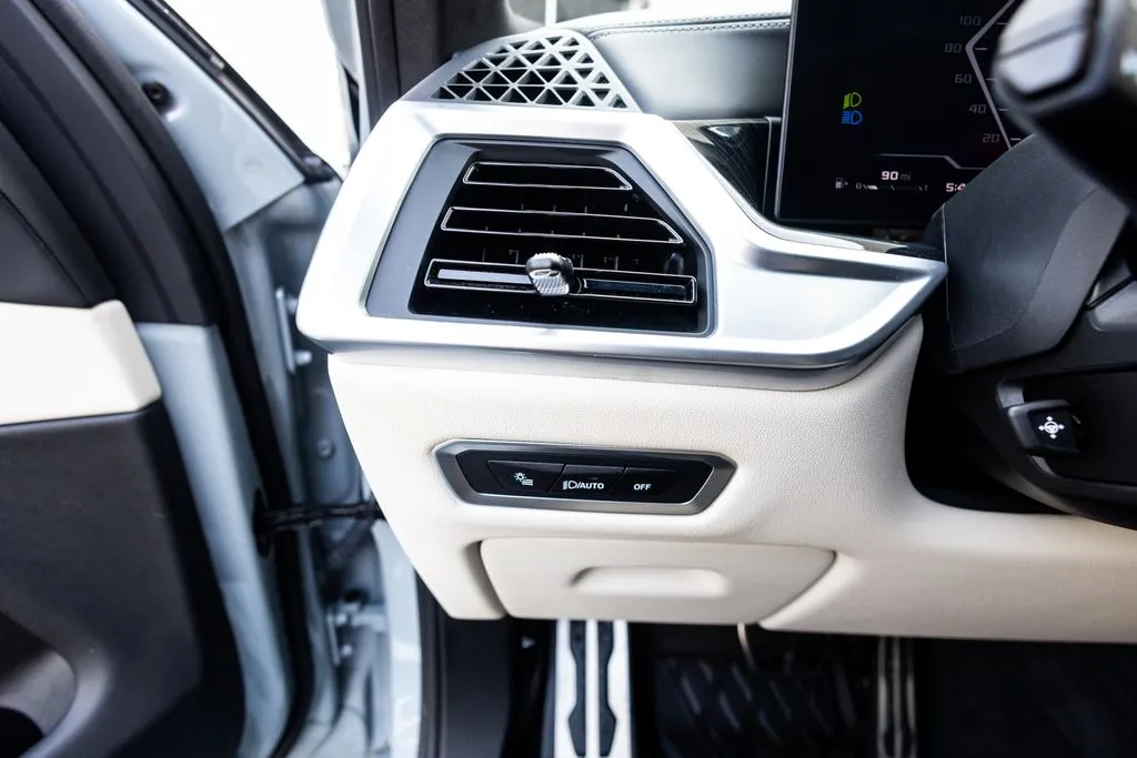 BMW X7 photo 22