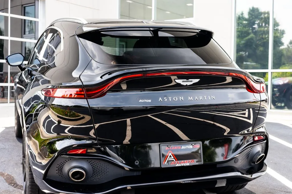 Aston Martin DBX photo 51
