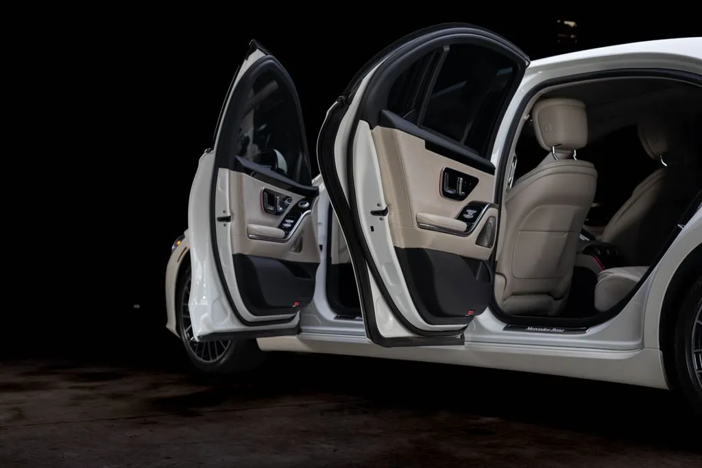 Mercedes-Benz S-Class photo 21