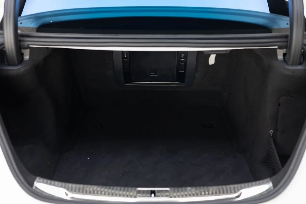 Mercedes-Benz S-Class photo 19