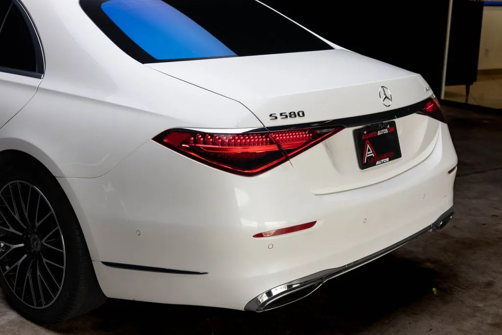 Mercedes-Benz S-Class photo 17