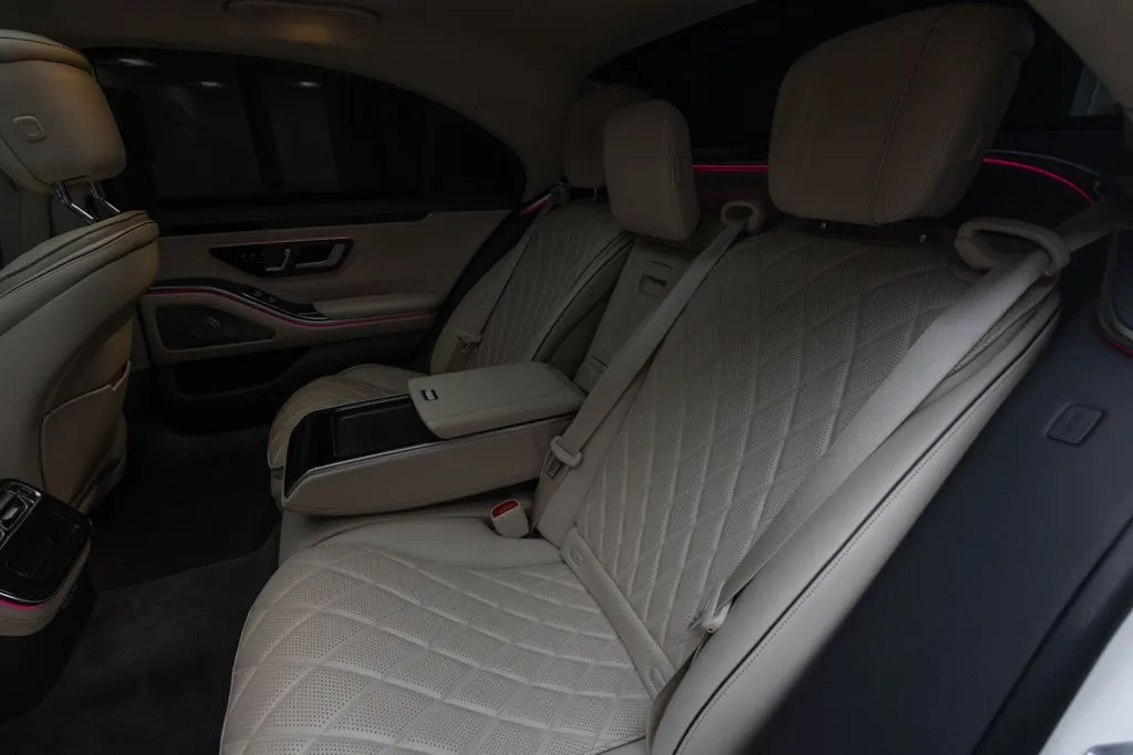 Mercedes-Benz S-Class photo 51