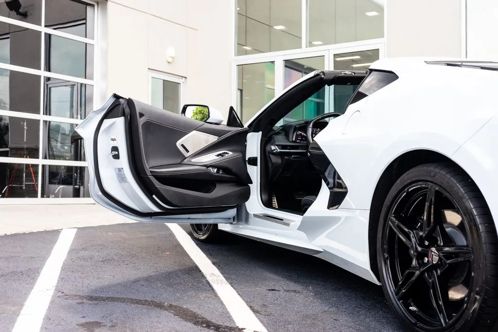 Chevrolet Corvette photo 16