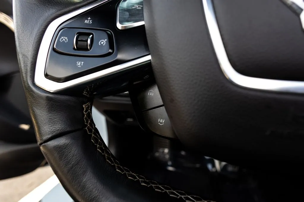 Chevrolet Corvette photo 27