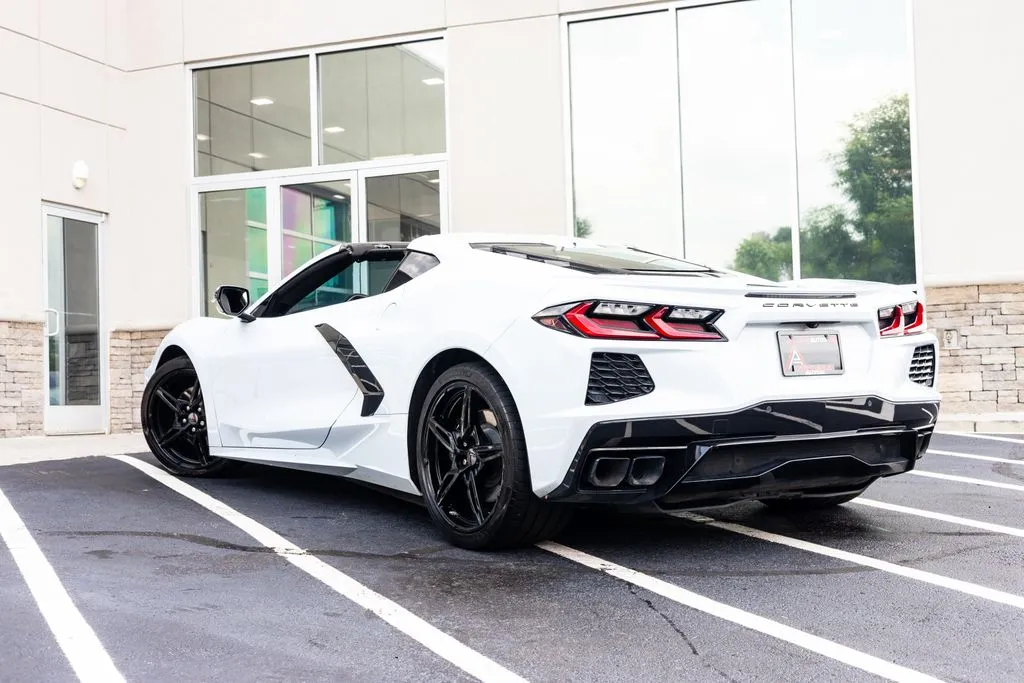 Chevrolet Corvette photo 15