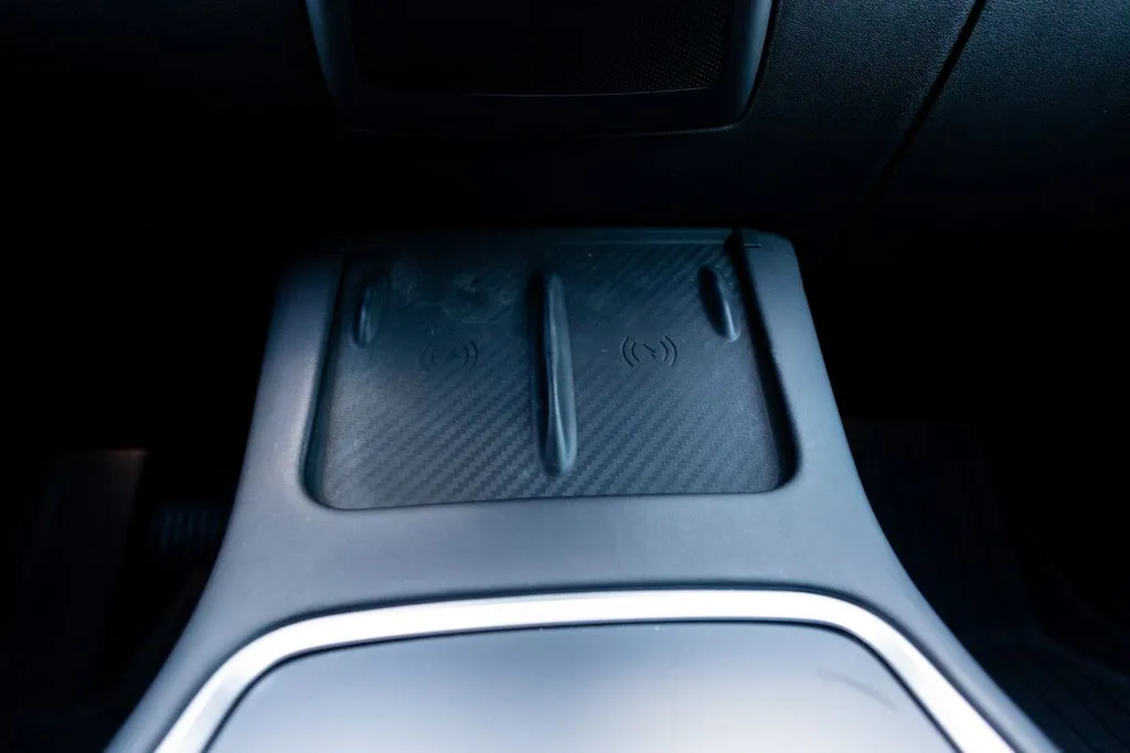 Tesla Model Y photo 34