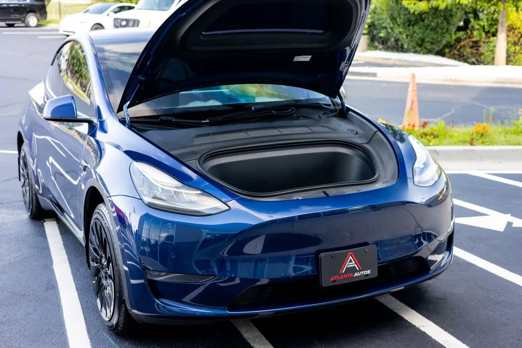 Tesla Model Y photo 59