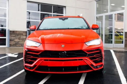 More photos of 2019 Lamborghini Urus at Atlanta Autos, GA