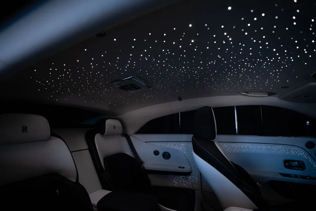 Rolls-Royce Spectre photo 51
