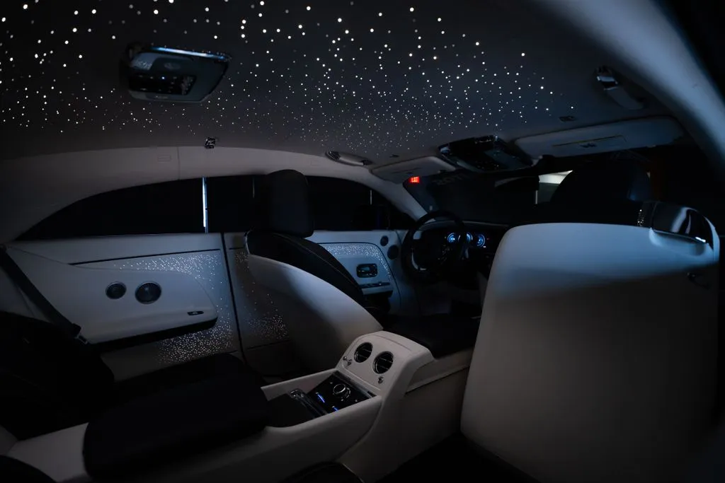 Rolls-Royce Spectre photo 53