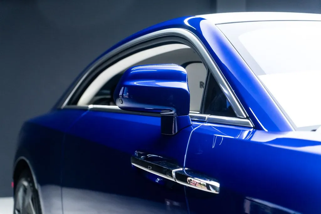 Rolls-Royce Spectre photo 15