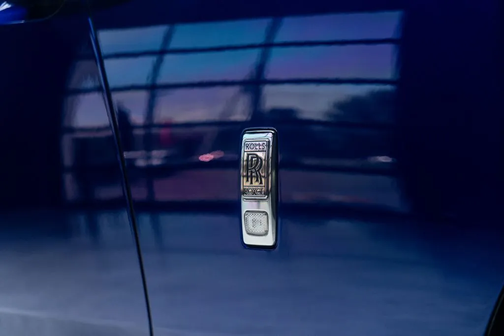 Rolls-Royce Spectre photo 14