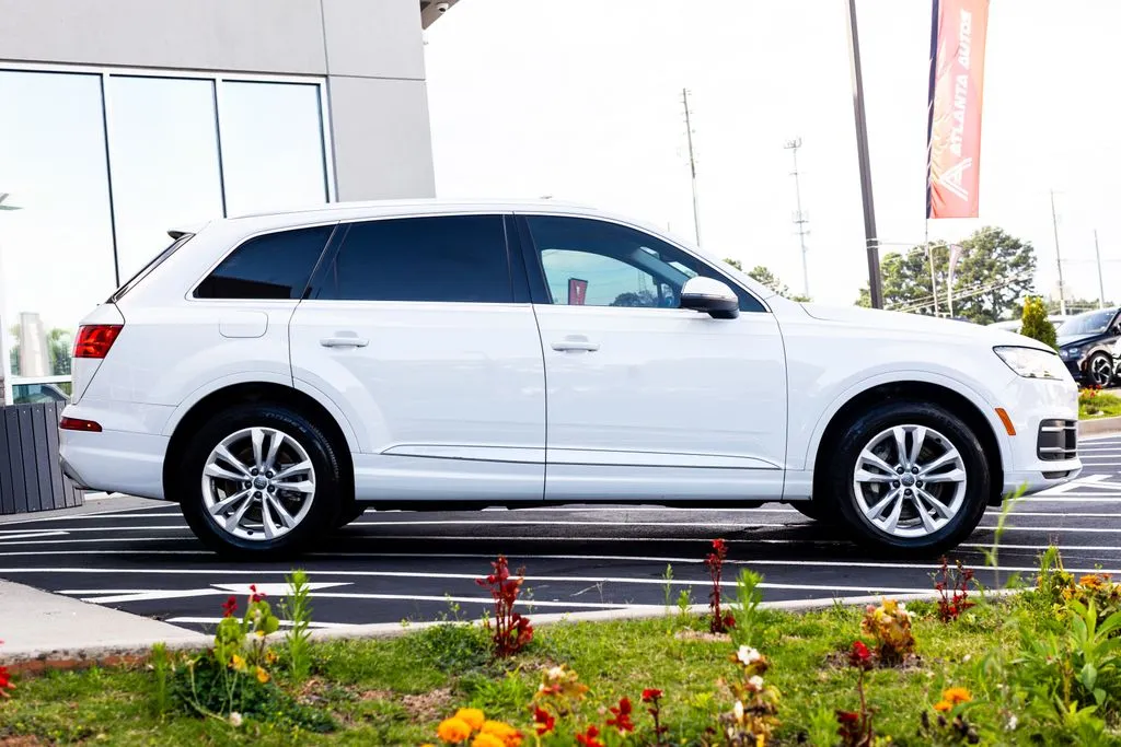 Audi Q7 photo 10