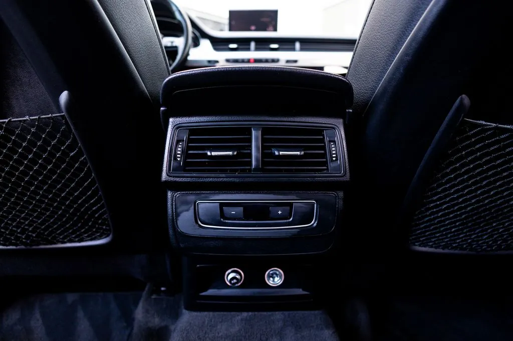 Audi Q7 photo 46