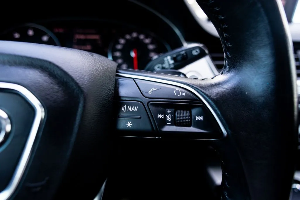 Audi Q7 photo 28