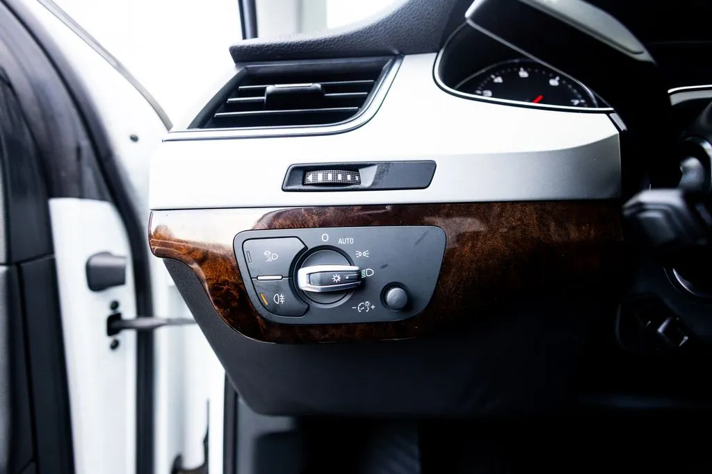 Audi Q7 photo 25