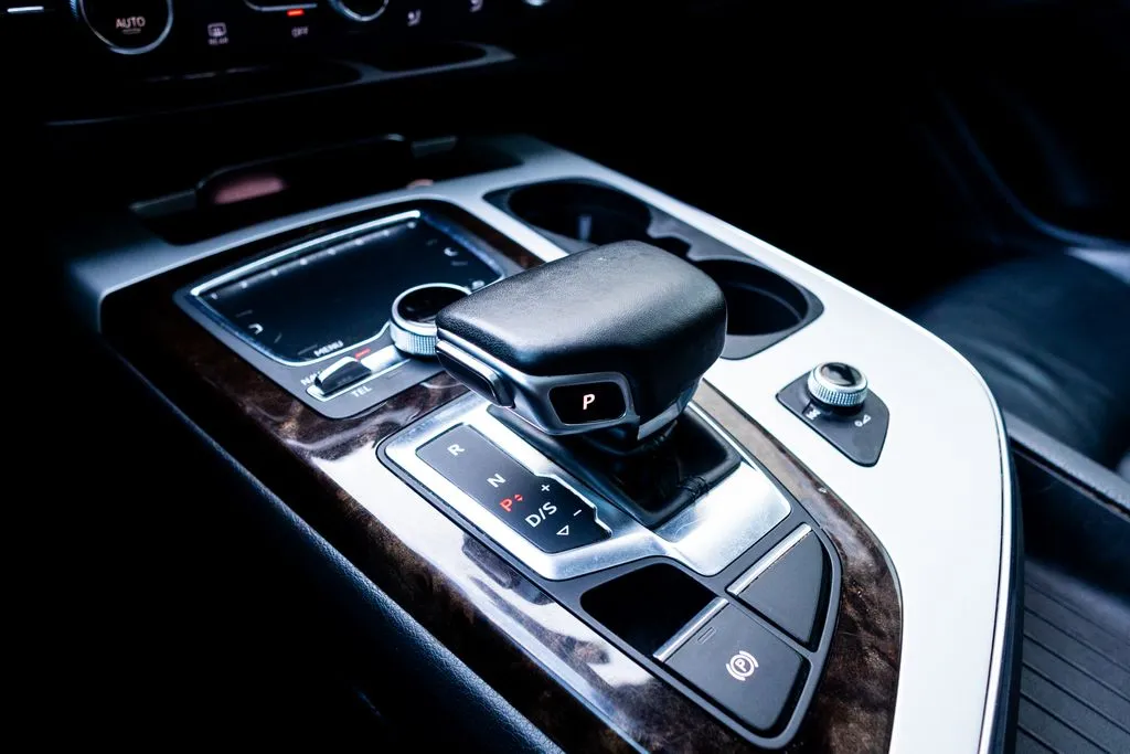 Audi Q7 photo 37