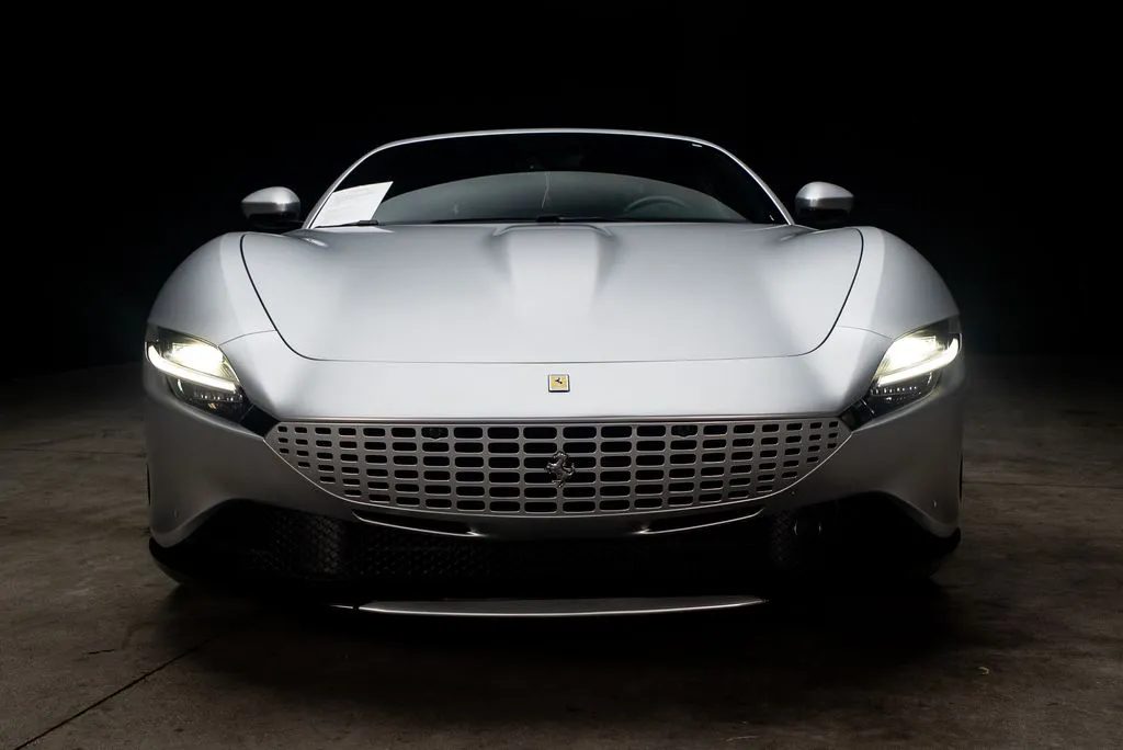 Ferrari Roma photo 6