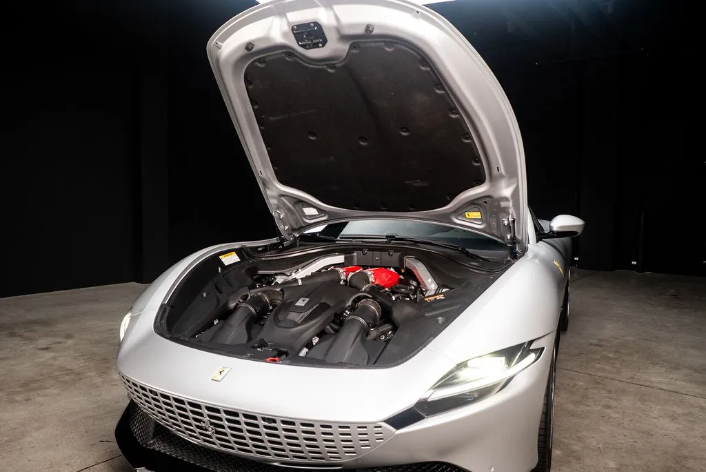Ferrari Roma photo 11