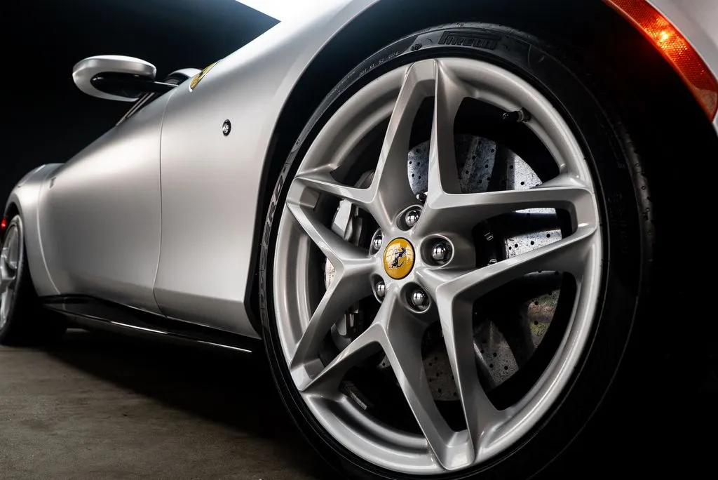 Ferrari Roma photo 18