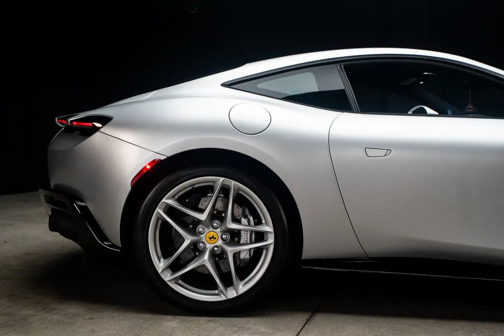 Ferrari Roma photo 22