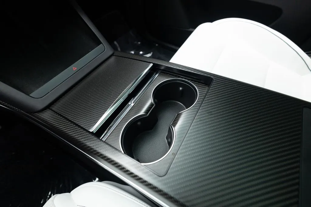 Tesla Model X photo 31