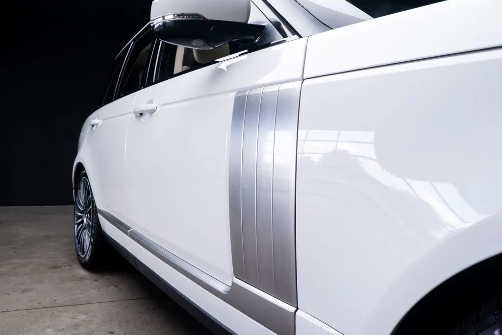 Land Rover Range Rover photo 12