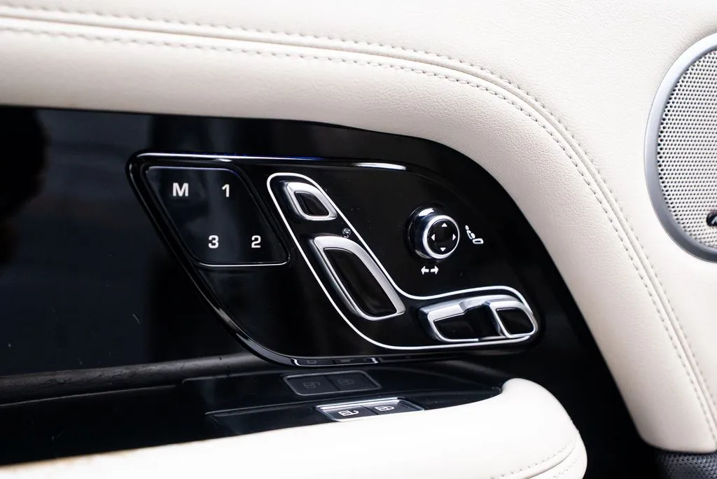Land Rover Range Rover photo 22