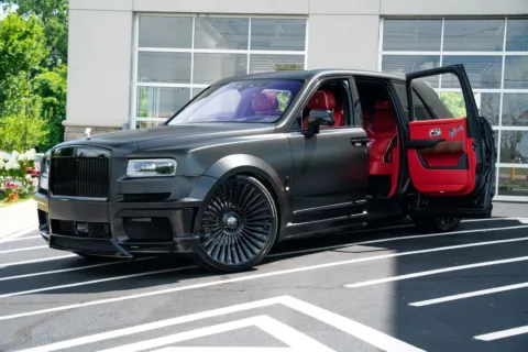 Photos of 2019 Rolls-Royce Cullinan for sale in Marietta, GA at Atlanta Autos