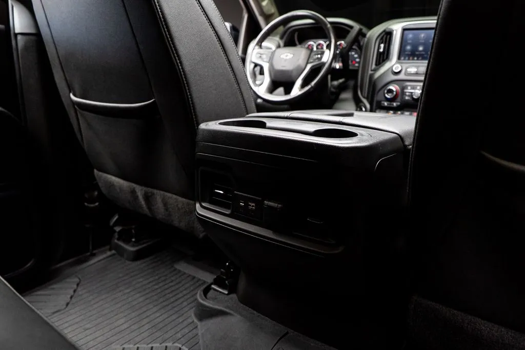 Chevrolet Silverado 1500 photo 44