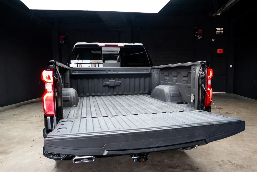 Chevrolet Silverado 1500 photo 50