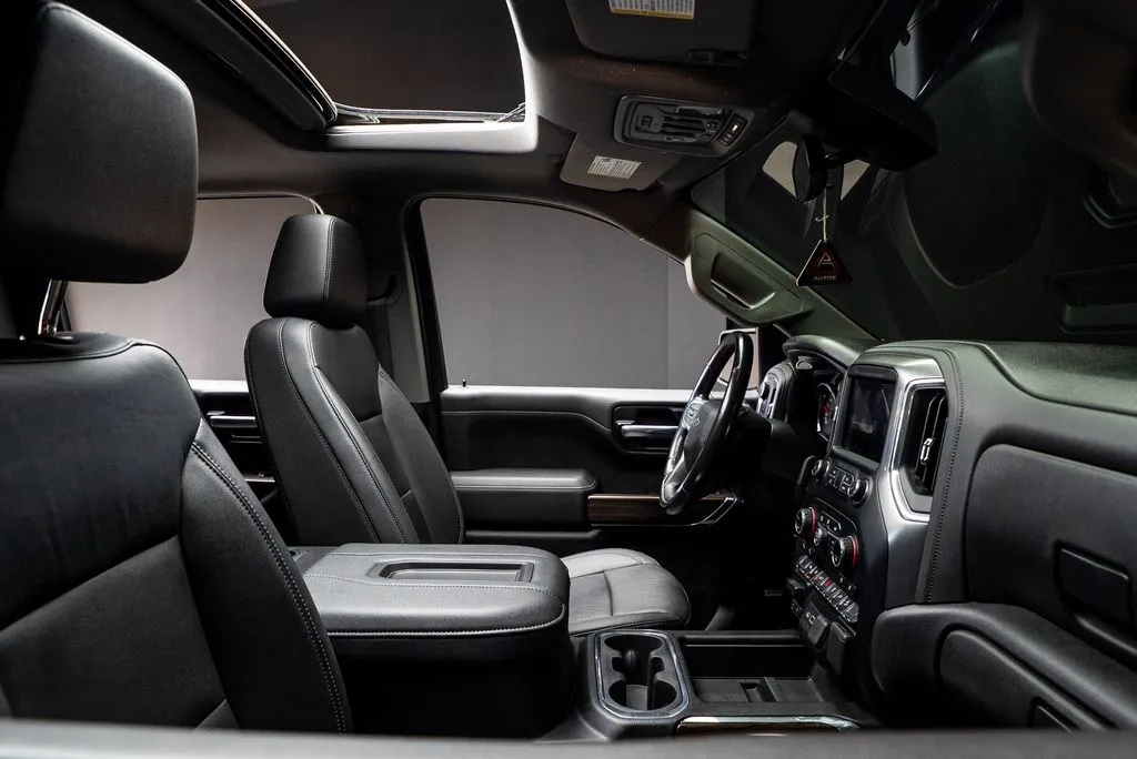 Chevrolet Silverado 1500 photo 40