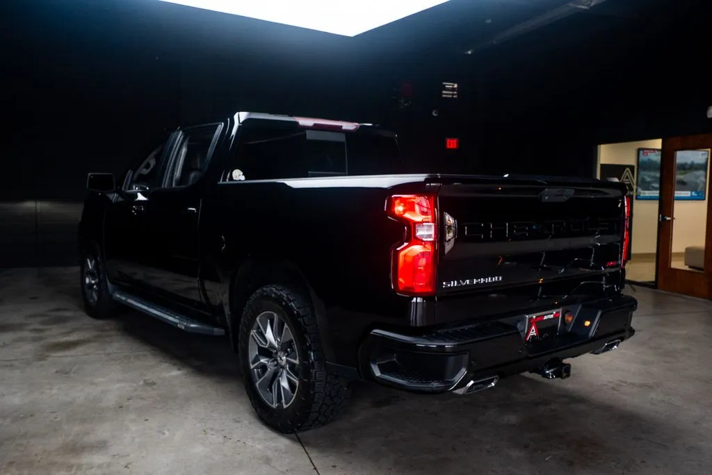 Chevrolet Silverado 1500 photo 21