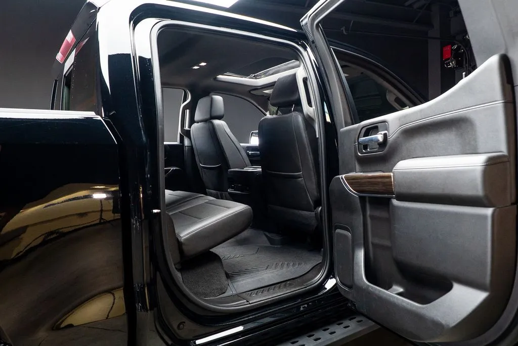Chevrolet Silverado 1500 photo 48