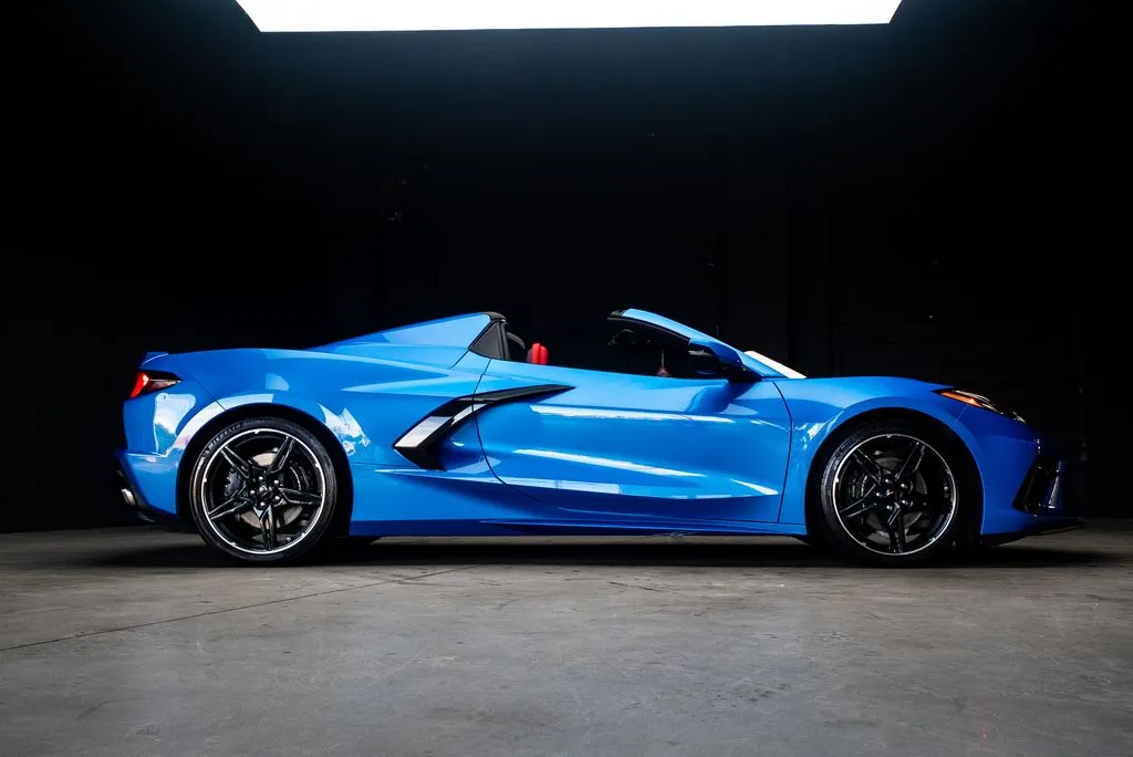 Chevrolet Corvette photo 11