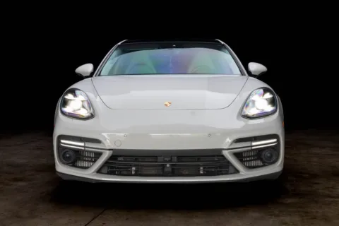 More photos of 2018 Porsche Panamera E-Hybrid Sport Turismo Turbo S at Atlanta Autos, GA
