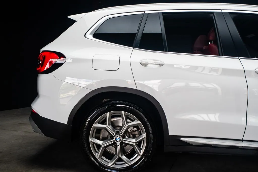 BMW X3 photo 12