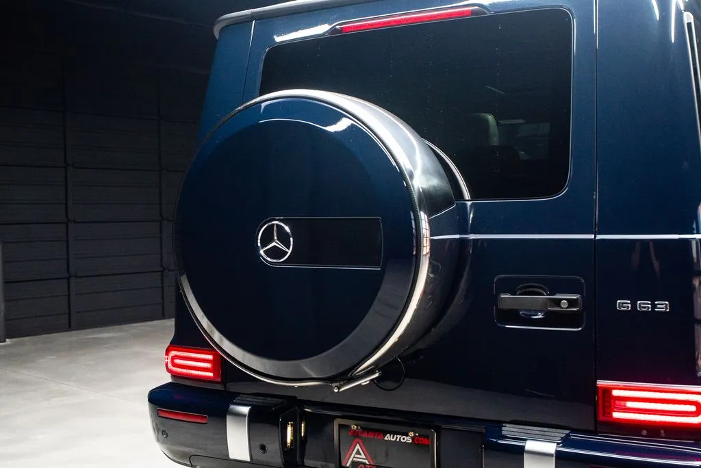 Mercedes-Benz G-Class photo 21